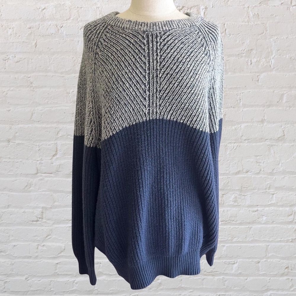 NAUTICA blue and off-white relaxed fit men's sweater